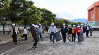 İlçede seferberlik başlattılar, çöpleri topladılar