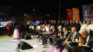 İnegöl Belediyesi TSM korosundan muhteşem konser