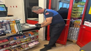 İnönüde okulların açılışı öncesi marketlerde sıkı denetim yapıldı