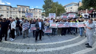 İşlerini geri isteyen İliç halkından basın açıklamasıyla çağrı