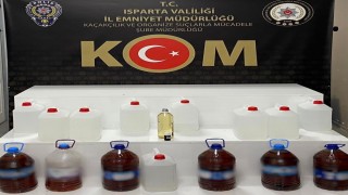 Ispartada kaçak alkol operasyonu: 69 litre sahte içki ele geçirildi