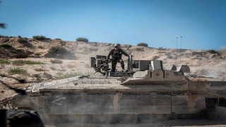 İsrail Gazze’de Kara Harekâtını Genişletti