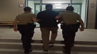 İzmirde 20 yıl hapisle aranan firari yakalandı
