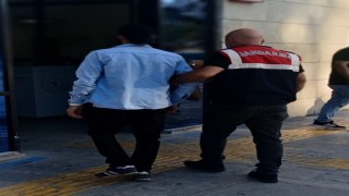 İzmirde DEAŞ operasyonu: 2 gözaltı