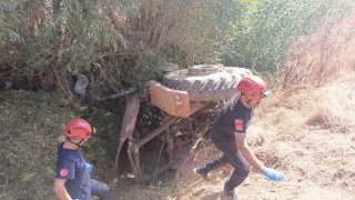 İzmirde traktör kazası: 33 yaşındaki sürücü hayatını kaybetti