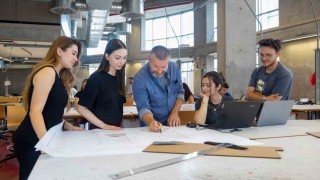 İzmirden Avrupaya ‘başarı serisi