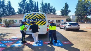 Jandarma ekipleri okul servislerini denetledi