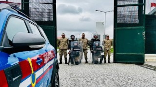 Jandarma ekipleri suçlulara göz açtırmıyor