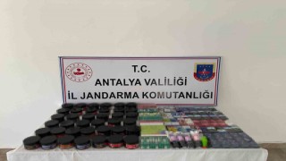 Jandarmadan Manavgatta kaçak sigara operasyonu