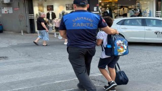 Kağıthanede okul önlerinde sıkı denetim