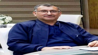 Kamyon şarampole devrildi, sürücü kurtarılamadı