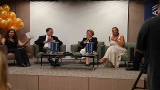 Kanseri dört kez yenen oyuncu Açelya Elmas: Gülümseyerek iyileşin