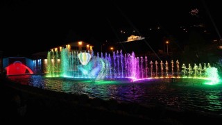 Kapadokya su ve ışık sahnesi Nevşehirlilerin gözdesi oldu