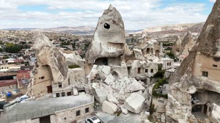 Kapadokyada peribacası yıkıldı