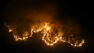 Karabükte 12 saattir devam eden orman yangını böyle görüntülendi