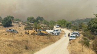 Karabükte çıkan orman yangını Kastamonuya sıçradı: Alevlerin yaklaştığı köy tahliye edildi