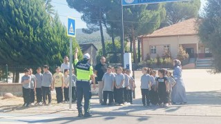 Karacasuda minik öğrencilere trafik bilinci aşılandı