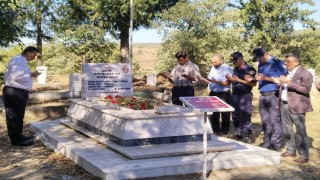 Karacasulu şehit Akar mezarı başında anıldı