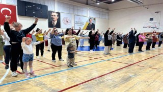 Karamanda Halk Sağlığı Haftasında pilates etkinliği