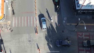 Karamanda yayalara yol vermeyen sürücüler cezadan kaçamadı