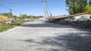 Karsta köy yolları yapımı kış öncesi tamamlanıyor