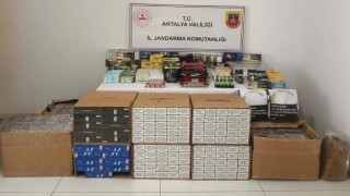 Kaşta jandarmadan kaçak sigara operasyonu