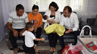 Kaymakam Dolu, Yeni Doğum Yapan Aileleri Ziyaret Etti