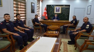 Kaymakam Güldoğan, subay adaylarını makamında ağırladı