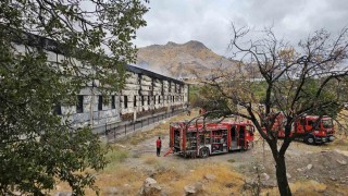 Kayseride fabrika yangını: Ekipler müdahale ediyor