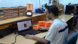 Kendini deprem anında enkazda hisseden mühendis, hayat kurtaran sistem geliştirdi