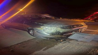 Keşanda otomobil bariyerlere çarptı: 1 yaralı