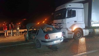 Kırıkkalede tır ile otomobil çarpıştı: 6 yaralı
