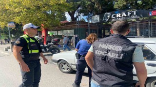 Kocaelide 26 ekip, okul çevrelerini narkotik ablukaya aldı