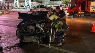 Kocaelide iki otomobil çarpıştı: 4 yaralı