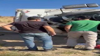 Kontrolden çıkan kamyon şarampole devrildi: 1 yaralı