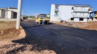 Körfezde iki mahallede sıcak asfalt serimi tamamlandı