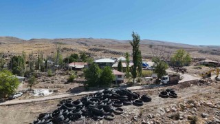 Korkuteli Manayda içme suyu hattı yenileniyor