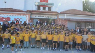 Köyceğizde okullar fidan dikim etkinliği ile açıldı