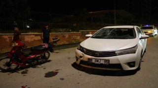 Kozanda motosiklet ile otomobil çarpıştı: 2 yaralı
