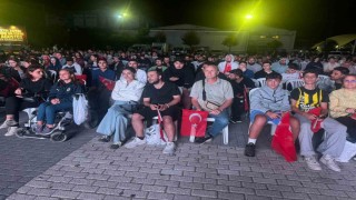 Küçükçekmecede milli maç heyecanı