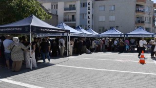 Kuşadası Belediyesi yeni eğitim yılında yine öğrencilerin yanında