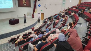 Kütahya MEM Müdürü Yılmazdan öğretmen seminerlerine ziyaret