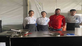 Lise öğrencileri, mutfaktaki hünerlerini sergiledi