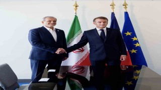 Macron, İran Cumhurbaşkanı Pezeşkiyan ile görüştü