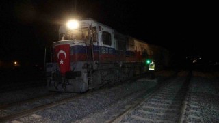 Malatya-Gölbaşı-Narlı-Nurdağı demir yolu hattı hizmete girdi