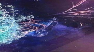 Malatyada şarampole yuvarlanan araç alev aldı: 1 yaralı