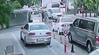 Manavgatta hafif ticari araca çarpan patenli çocuk yaralandı