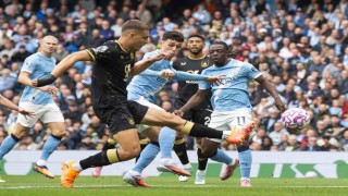 Manchester City, Burnleyi farklı geçti