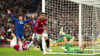 Manchester United, Chelseayi 2-1 mağlup etti