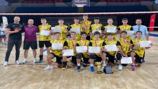 Manisa Erkek Voleybol Takımı Türkiye Şampiyonu oldu